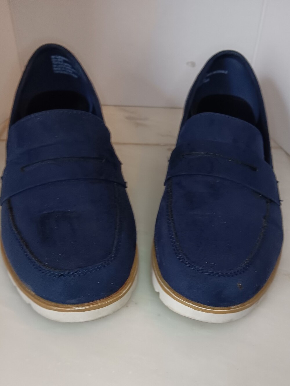 St John's Bay Women's Barrow Suede Loafers - Picture 3 of 7